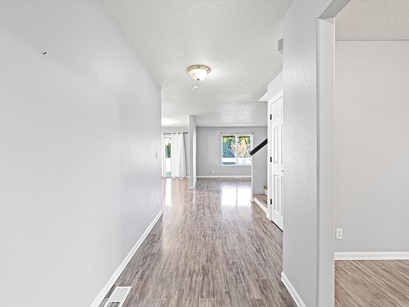 2nd image of 1502 W 39th Ave