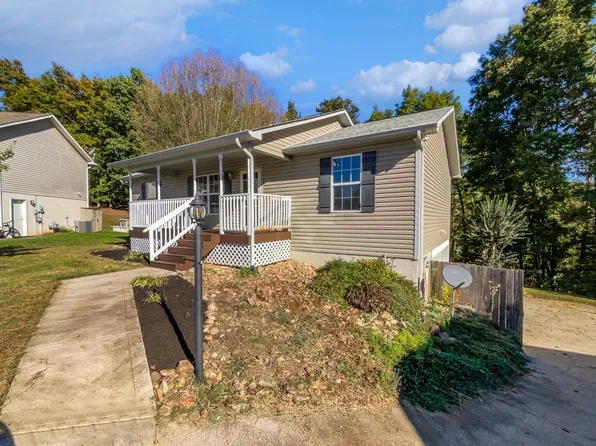 7517 Barnbrook Ln, Knoxville, TN 37918