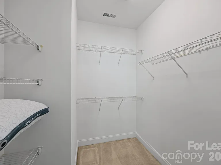 11938 Bradford Park Dr — Photo 24