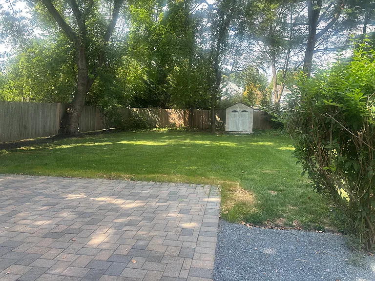 14 Carnahan Pl — Photo 2