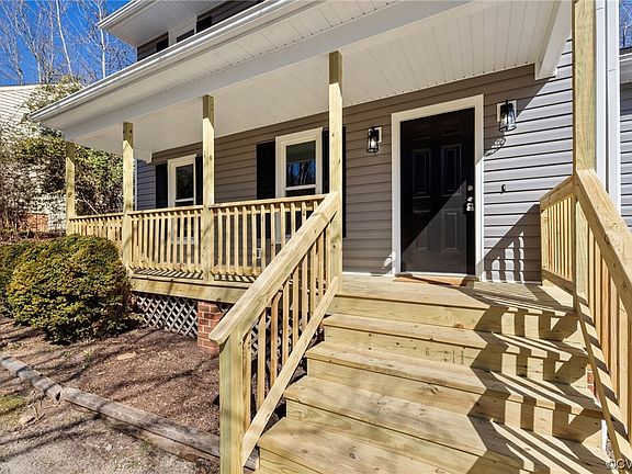 3rd image of 2607 Vixen Ln