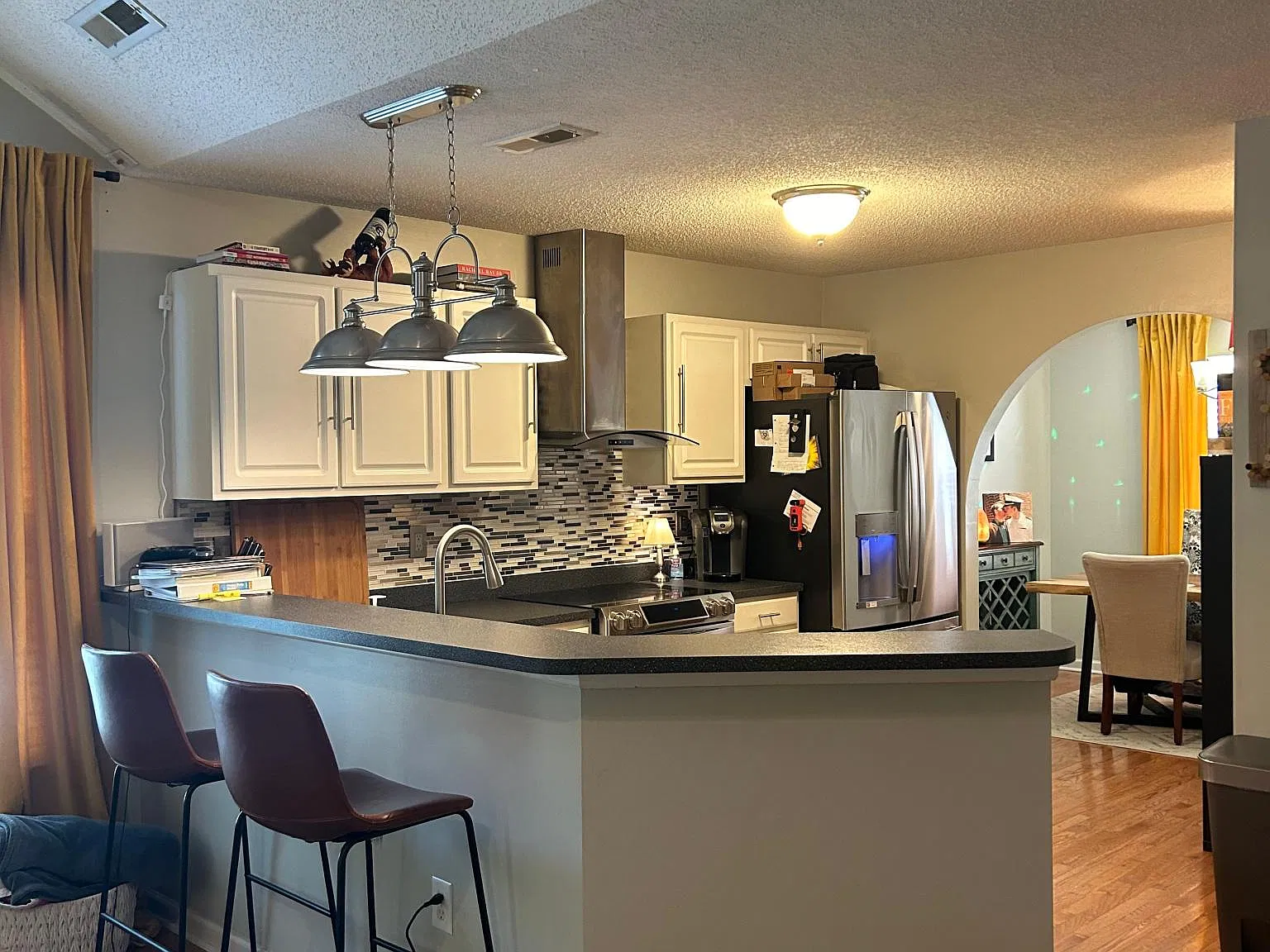 3 bed, 1454 sqft, $2,700 — Photo 3