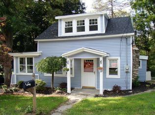 147 Rochdale Rd, Poughkeepsie, NY 12603