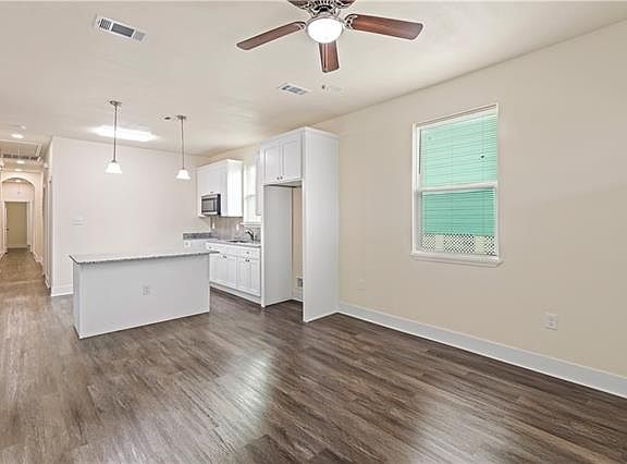 2nd image of 3912 Thalia St #1