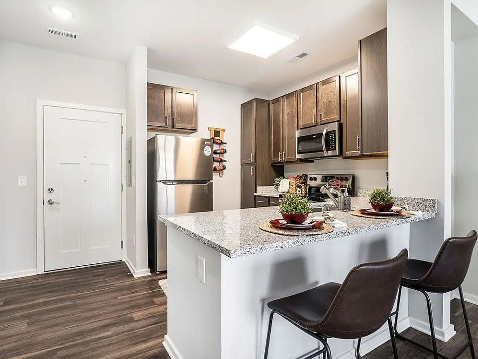 1st image of 360 Duneland Dr #301