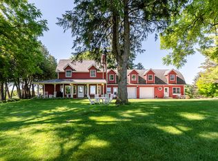 16541 Quail Dr, Spring Grove, MN 55974