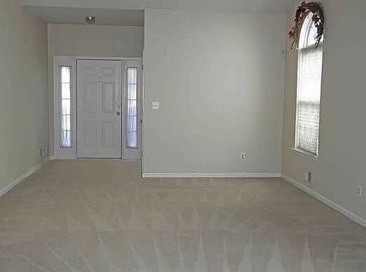 2nd image of 3 Cathcart Pl