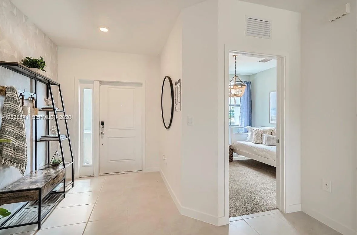 Miami Land And Developmen — Photo 1