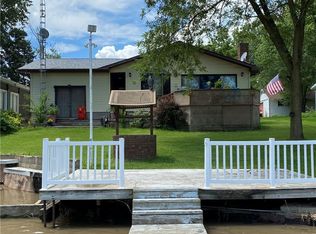 33 Lockhart Dr, Neoga, IL 62447