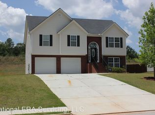 215 Sunflower Ln, Covington, GA 30016