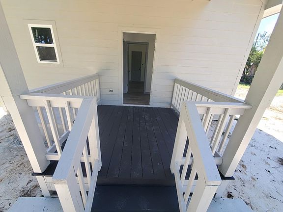 5th image of 1270 Evans St
