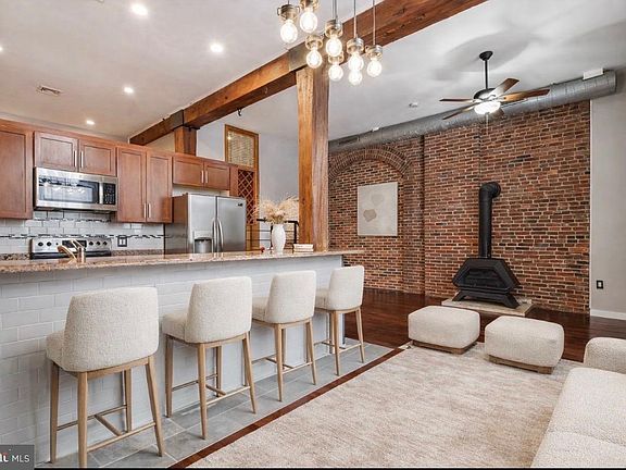 2nd image of 12 S Letitia St #201