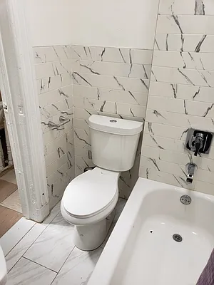 Rented by BELLMARC | media 22