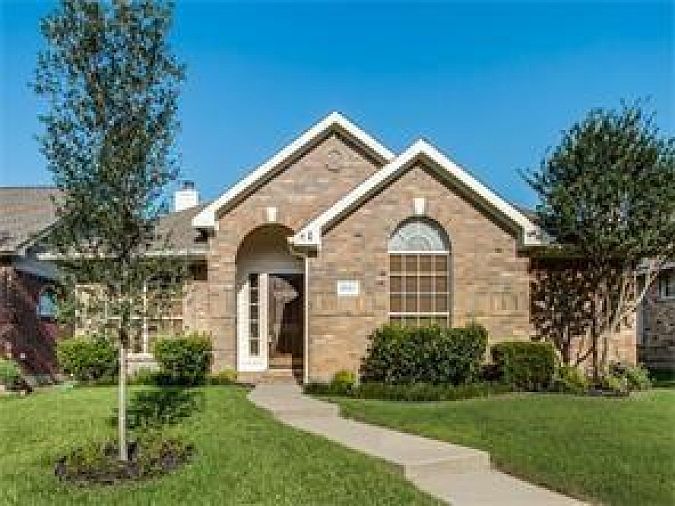 1st image of 6541 Richmond Dr