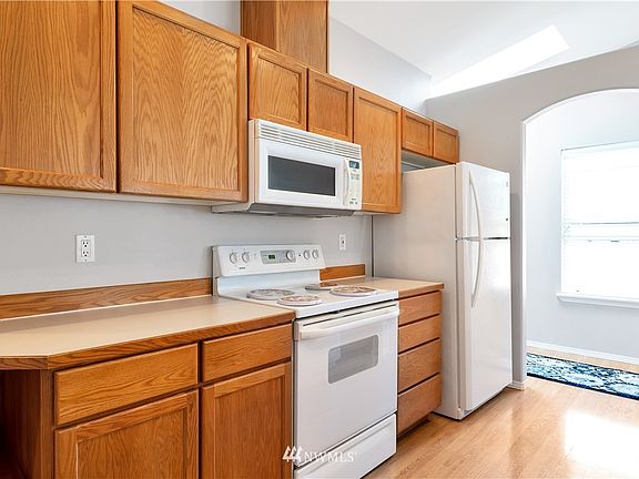 4th image of 4514 120th St NE