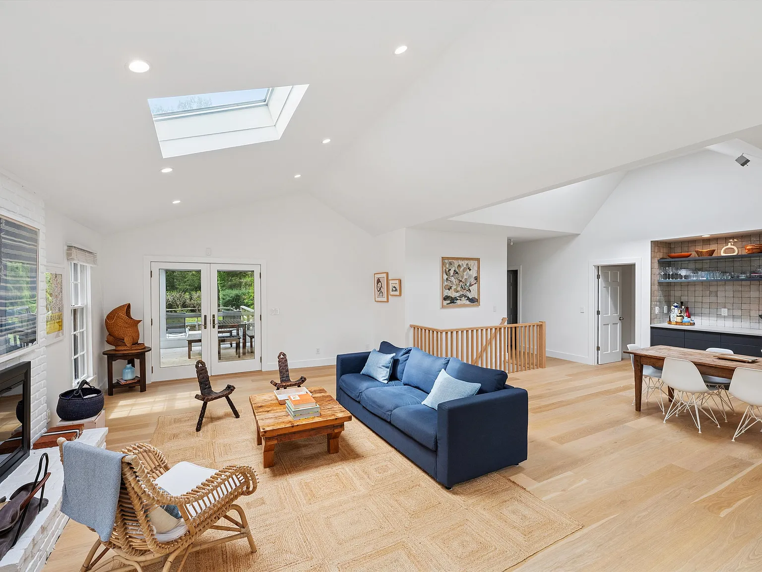 Elegant Hamptons Retreat — Photo 2