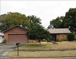 5th image of 1729 Macdonnell Dr