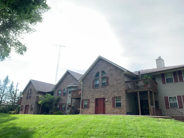170 W Pioneer Rd APT 208, Fond Du Lac, WI 54935