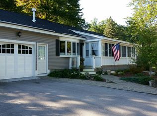 6 Bowman Ln, Nashua, NH 03062