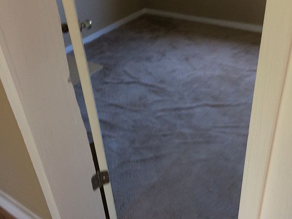 5th image of 1405 W 12th St
