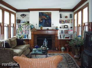 521 Commonwealth Ave #1A, Newton, MA 02459