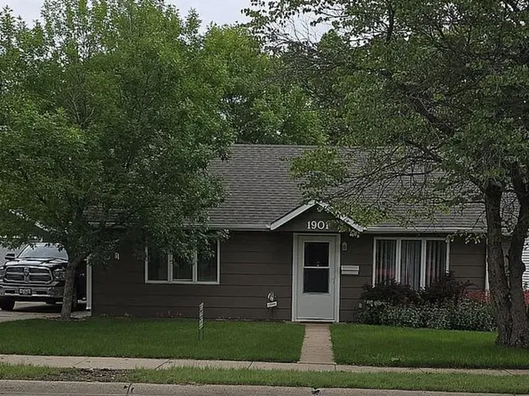 1901 W 1st, North Platte, NE 69101