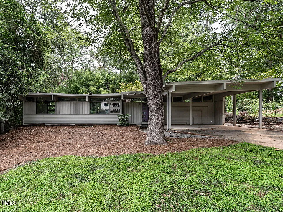 511 Transylvania Ave