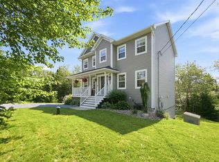 51 Fellesmere Ln, Stillwater Lake, NS B3Z 4P6