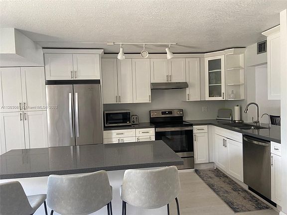3rd image of 2207 NE 7th St #16
