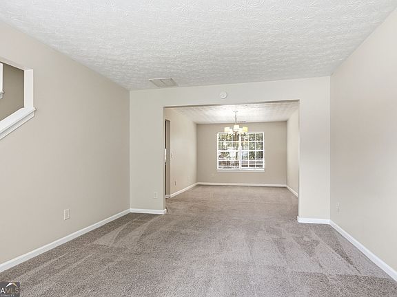 5th image of 3925 Bradford Walk Trl