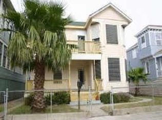 3024 Avenue N, Galveston, TX 77550