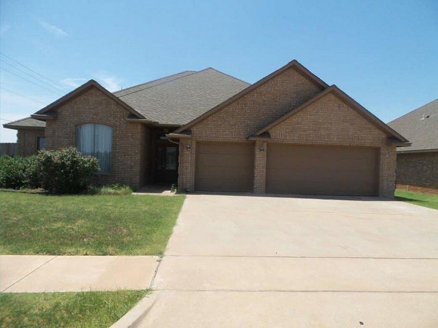 1st image of 6702 SW Driftwood Dr