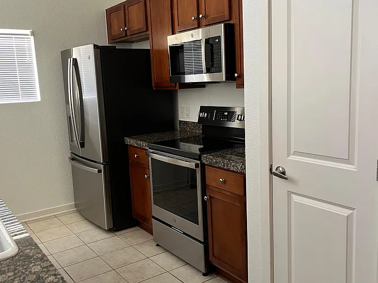 7240 W Custer Ave #401 — Photo 5