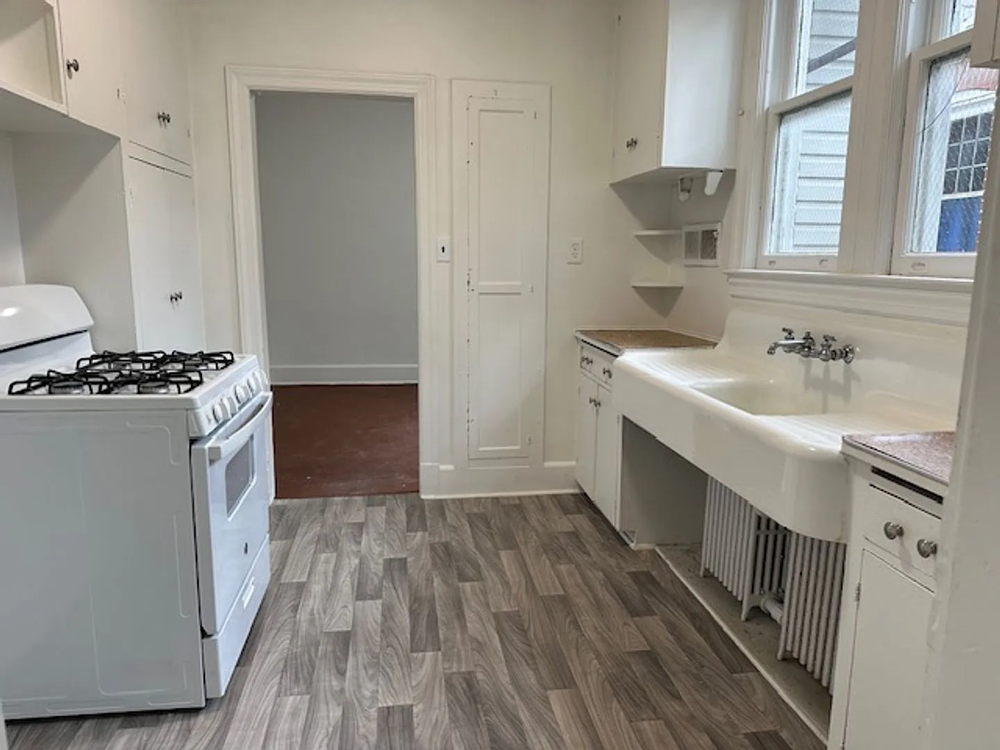 Discover this 1-bedroom, 1-bath apartment in York, PA — Photo 3