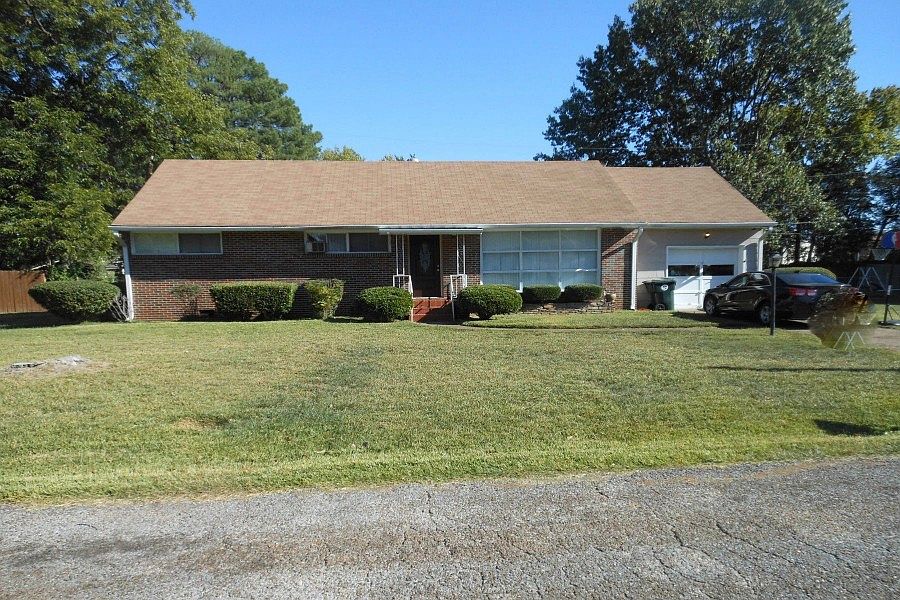 1st image of 5512 Belaire Dr