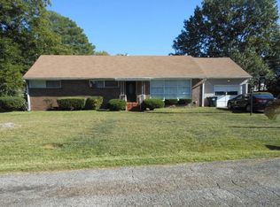 5512 Belaire Dr, Chattanooga, TN 37411