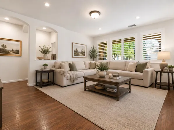 2049 Avignon Ln, Roseville, CA 95747