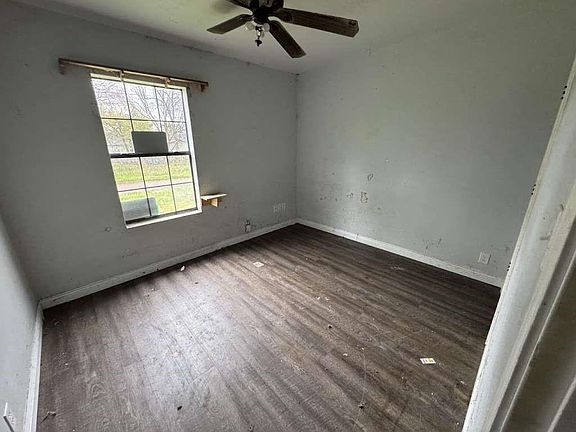 4th image of 405 N Lanier St
