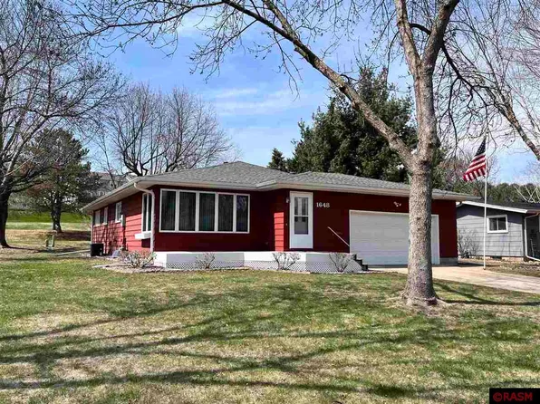 1648 S 4th St, Saint Peter, MN 56082