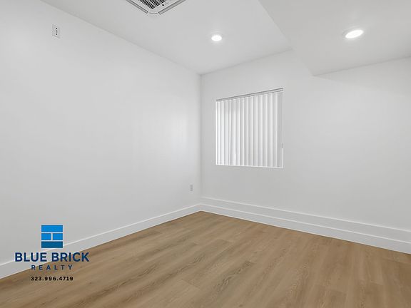 5th image of 5312 Corteen Pl #26