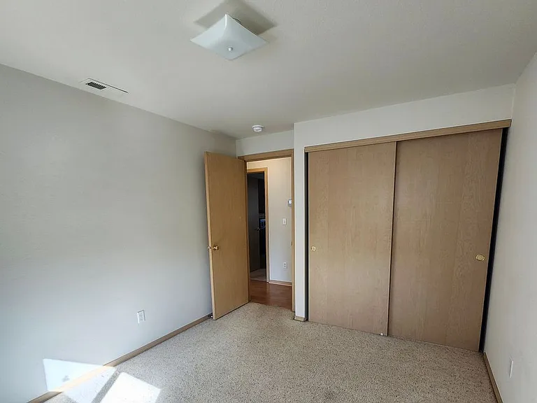 9704 Welsh Dr — Photo 11
