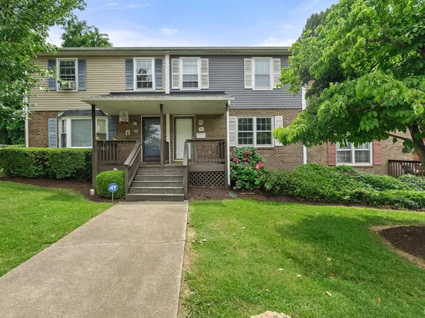 403 W Cadbury Dr, Lynchburg, VA 24501