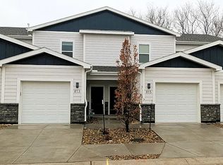 812 E 6th St #52D082C13, Wellsville, KS 66092