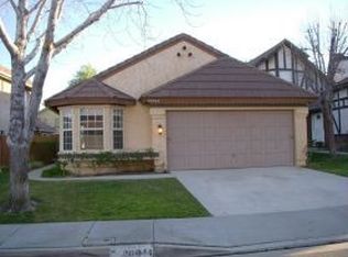 20044 Gilbert Dr, Santa Clarita, CA 91351
