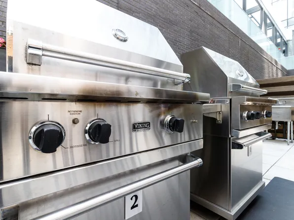 27-03 42nd Road image 6 of 20