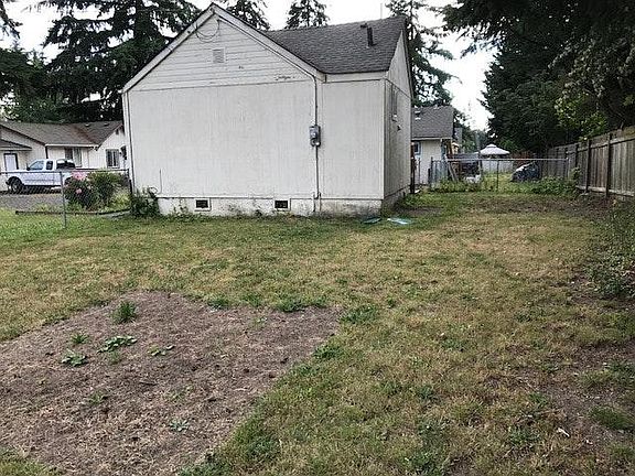 3rd image of 15318 81st Ave NE