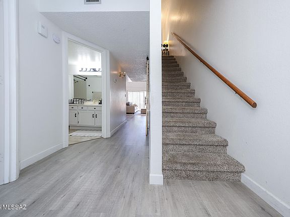 5th image of 913 N Balachai Ln