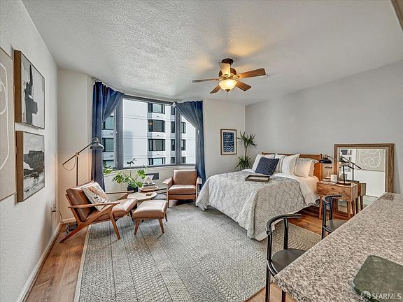 4th image of 201 Harrison St APT 429