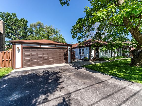 4th image of 2208 Sprucewood Ave