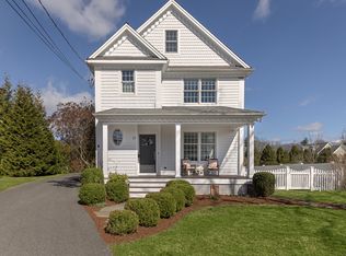 22 Gilbert St, Ridgefield, CT 06877
